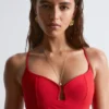 Maillot de bain à coupe triangulaire