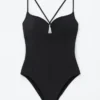 Maillot de bain à coupe triangulaire