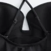 Maillot de bain à coupe triangulaire