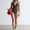 Maillot de bain à encolure en V