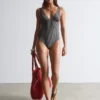 Maillot de bain à encolure en V