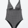Maillot de bain à encolure en V