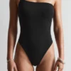 Maillot de bain à une épaule
