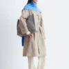 Manteau à carreaux avec ceinture à boucle