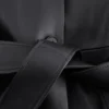 Manteau en cuir avec ceinture à nouer