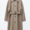 Manteau en laine avec ceinture