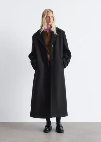 Manteau en laine avec ceinture à nouer