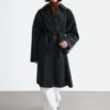 Manteau en laine avec ceinture à nouer