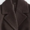 Manteau en laine avec ceinture à nouer