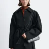 Manteau en laine avec ceinture à nouer