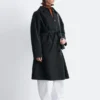 Manteau en laine avec ceinture à nouer