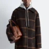 Manteau en laine coupe trapèze