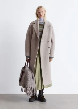 Manteau en laine volumineux avec ceinture