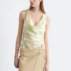 Mini-jupe portefeuille en cuir