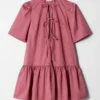 Mini-robe à basque