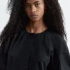 Mini-robe à manches volumineuses