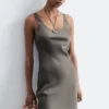 Mini-robe nuisette en satin