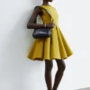 Mini-robe plissée