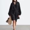 Mini-robe portefeuille avec détail foulard