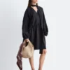 Mini-robe portefeuille avec détail foulard