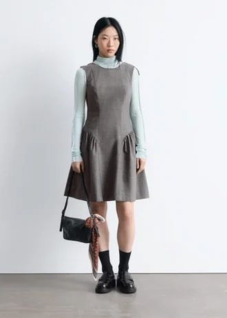 Mini-robe évasée en laine