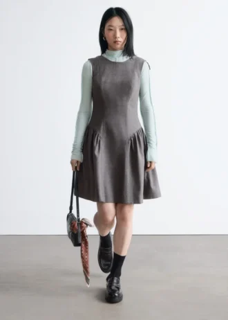 Mini-robe évasée en laine