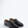 Mocassins en cuir à bout carré