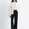 Pantalon droit à plis marqués