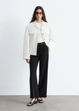 Pantalon droit à plis marqués