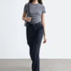 Pantalon droit à plis marqués
