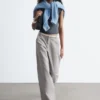 Pantalon en laine à jambes larges