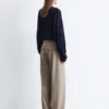Pantalon en laine à plis marqués