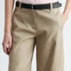 Pantalon en sergé de coton à jambes larges