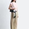 Pantalon en sergé de coton à jambes larges