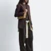 Pantalon à jambes larges et cordon de serrage