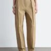 Pantalon à jambes larges et plis