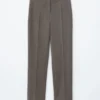 Pantalon sur mesure à plis marqués