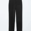 Pantalon sur mesure à plis marqués