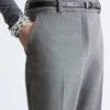 Pantalons évasés à plis marqués