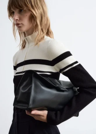Pochette en cuir souple