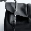 Pochette en cuir souple