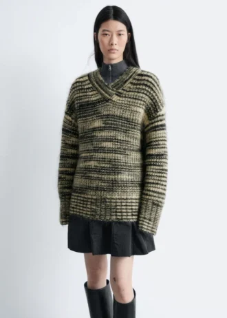 Pull à col en V en mélange de mohair