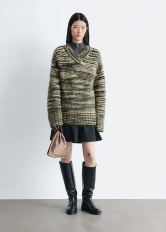 Pull à col en V en mélange de mohair