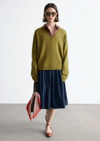 Pull en laine mérinos à col en V