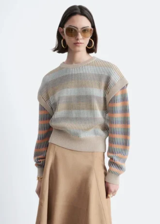 Pull en maille à empiècements rayés