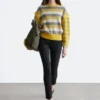 Pull en maille à empiècements rayés