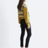 Pull en maille à empiècements rayés