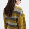 Pull en maille à empiècements rayés