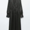 Robe chemise midi en satin