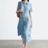 Robe chemise plissée à la taille
